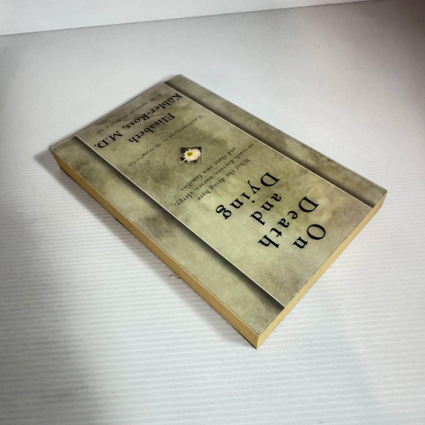 On Death And Dying - Elisabeth Kübler-Ross