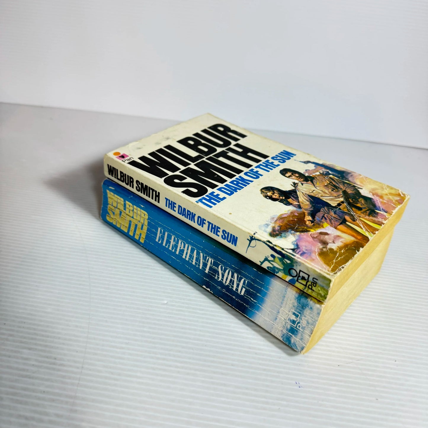 Wilbur Smith Book Bundle x 2 Elephant Song & The Dark of The Sun