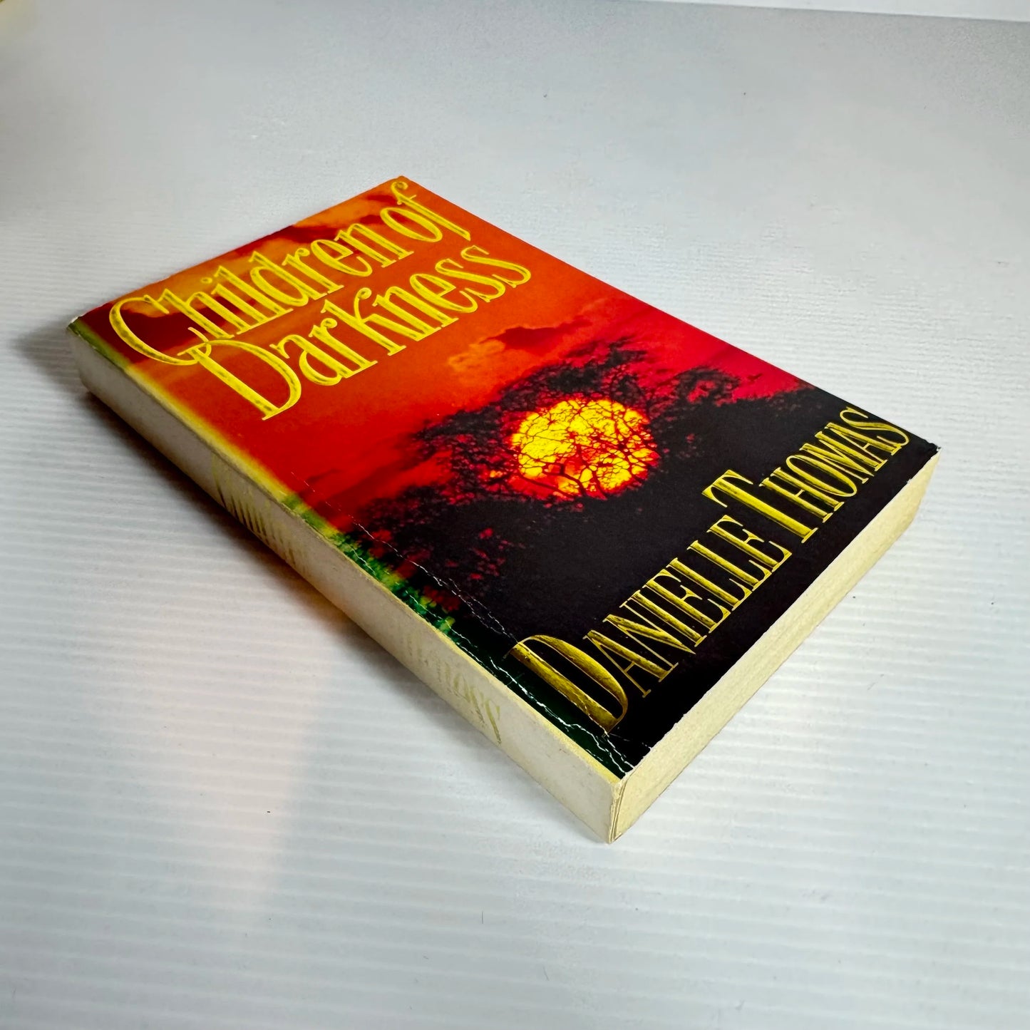 Children of Darkness - Danielle Thomas (Vintage 1992)