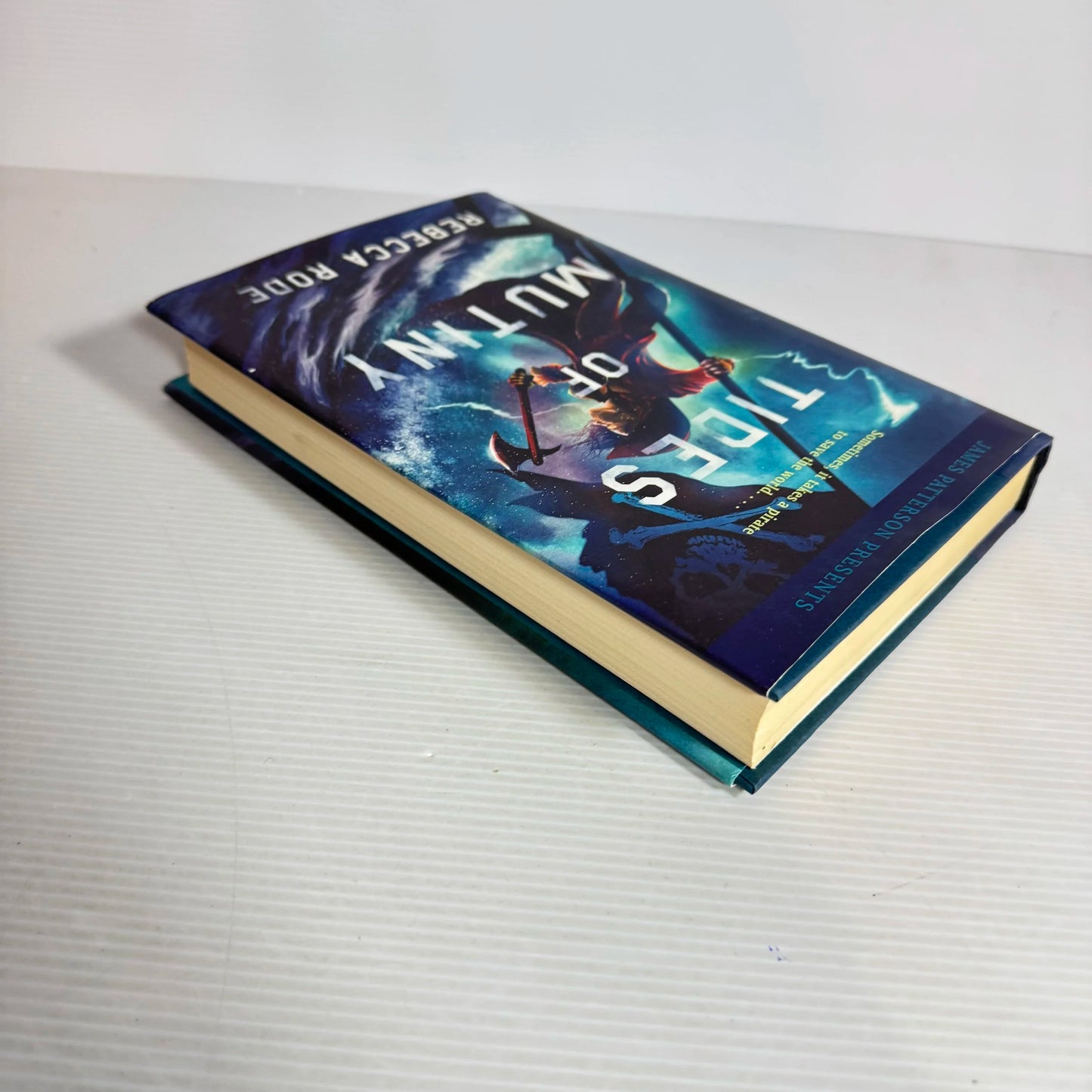 Tides of Mutiny - Rebecca Rode