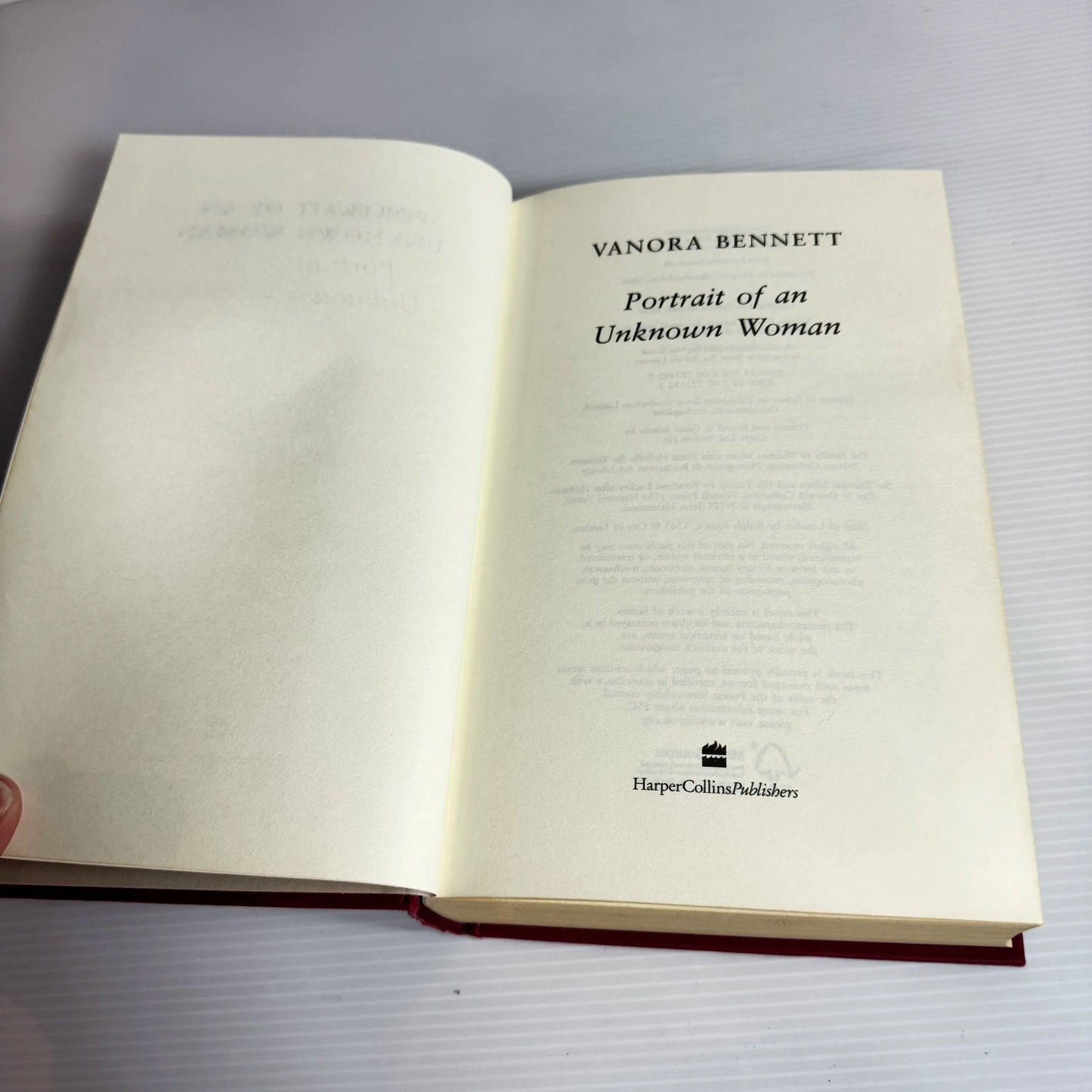 Portrait Of An Unknown Woman - Vanora Bennett
