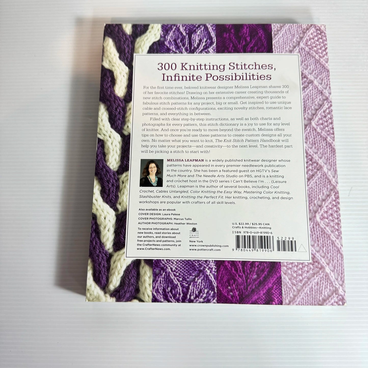 Th Knit Stich Pattern Handbook : An Essential Collection of 300 Designer Stitches & Techniques - Melissa Leapman