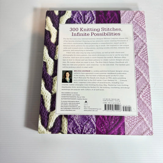 Th Knit Stich Pattern Handbook : An Essential Collection of 300 Designer Stitches & Techniques - Melissa Leapman
