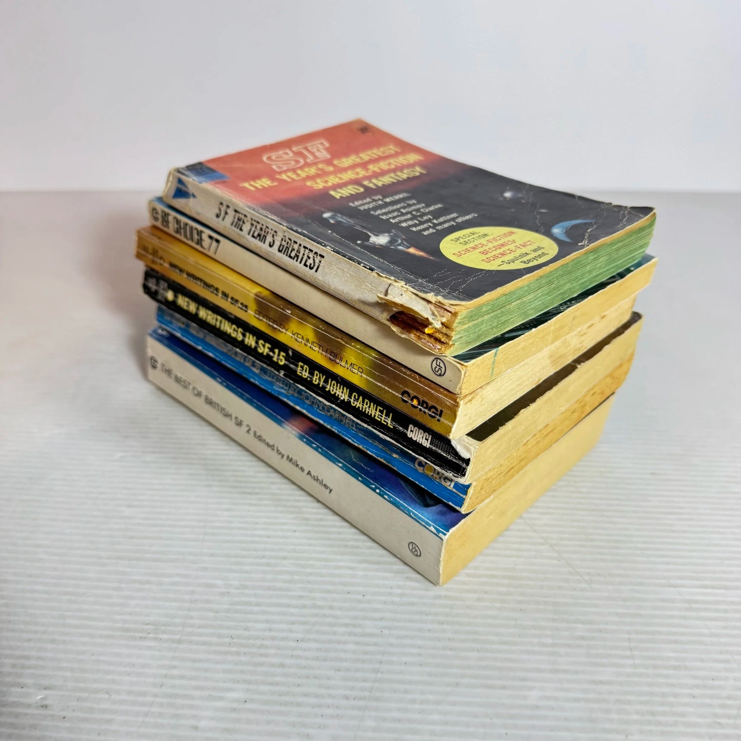 Science Fiction Book Bundle x 6 Books Mixed Authors(2046)