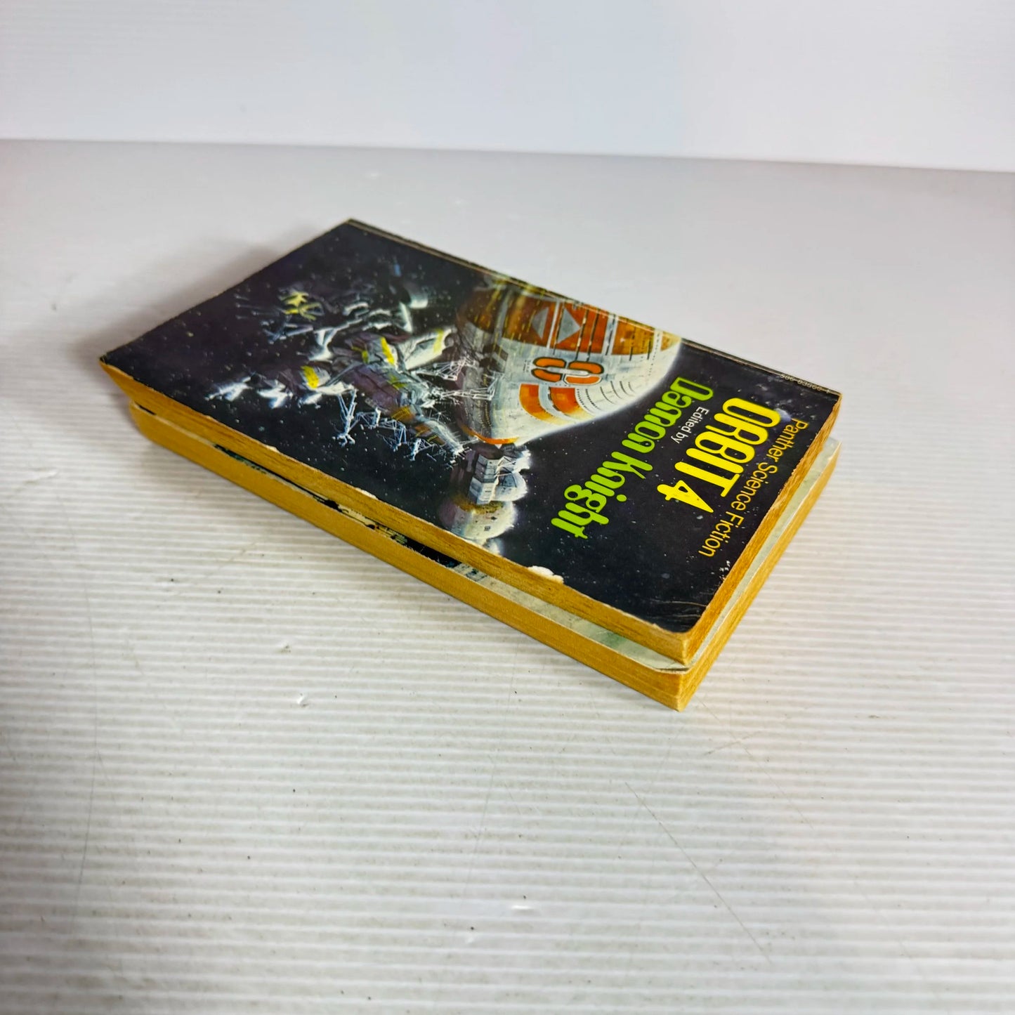 Damon Knight Book Bundle x 2 Books : Orbit 4 & Beyond Tomorrow (Vintage 1968-1970) (2021) - Science Fiction