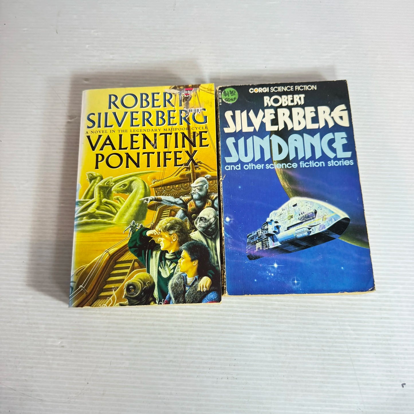 Robert Silverberg Book Bundle x 2 Books : Sundance and other science fiction stories & Valentine Pontifex (Vintage 1976-1983) (2013) - Science Fiction