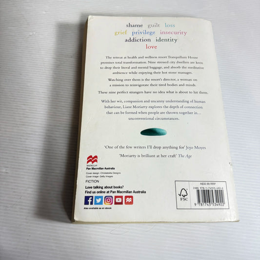 None Perfect Strangers - Liane Moriarty