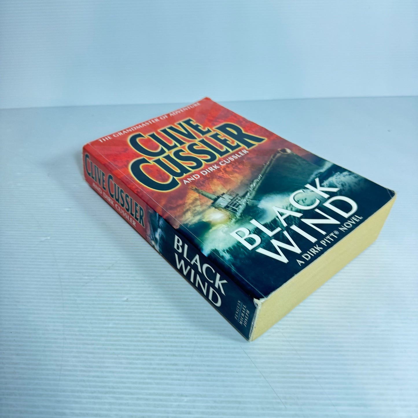 Black Wind (A Dirk Pitt Novel) - Clive Cussler and Dirk Cussler