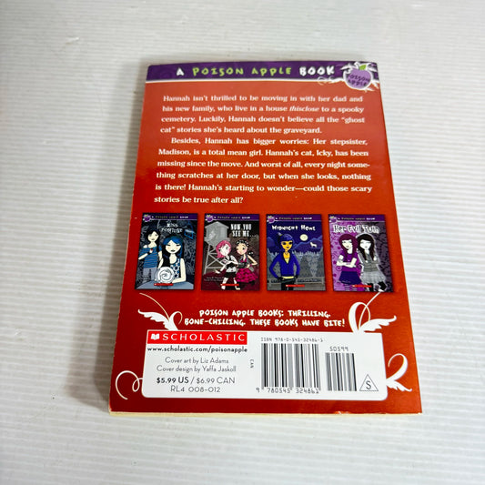 Curiosity Killed the Cat : A Poison Apple Book - Sierra Harimann