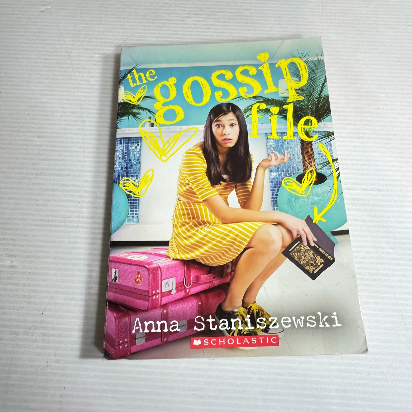 The Gossip File - Anna Staniszewski