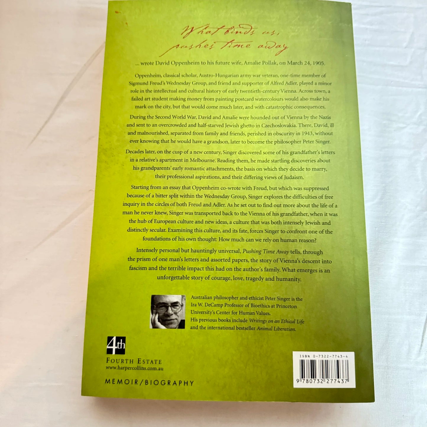 Pushing Time Away : My Grandfather & The Tragedy of Jewish Vienna - Peter Singer