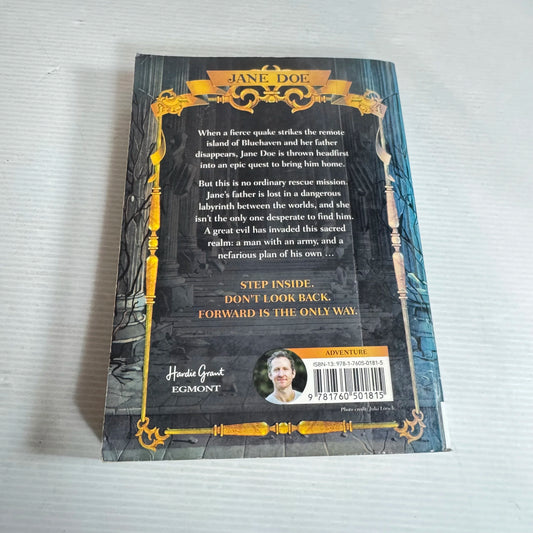 Jane Doe And The Cradle Of All Worlds (Book 2) - Jeremy Lachlan