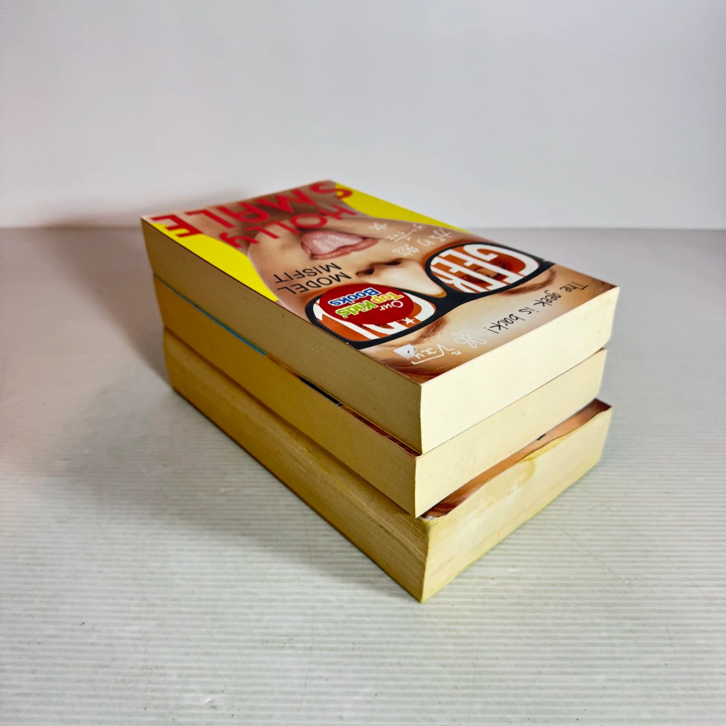 Geek Girl - Holly Smale Book Bundle x 3 Books - Geek Girl, Model Misfit, All That Glitters (2008)