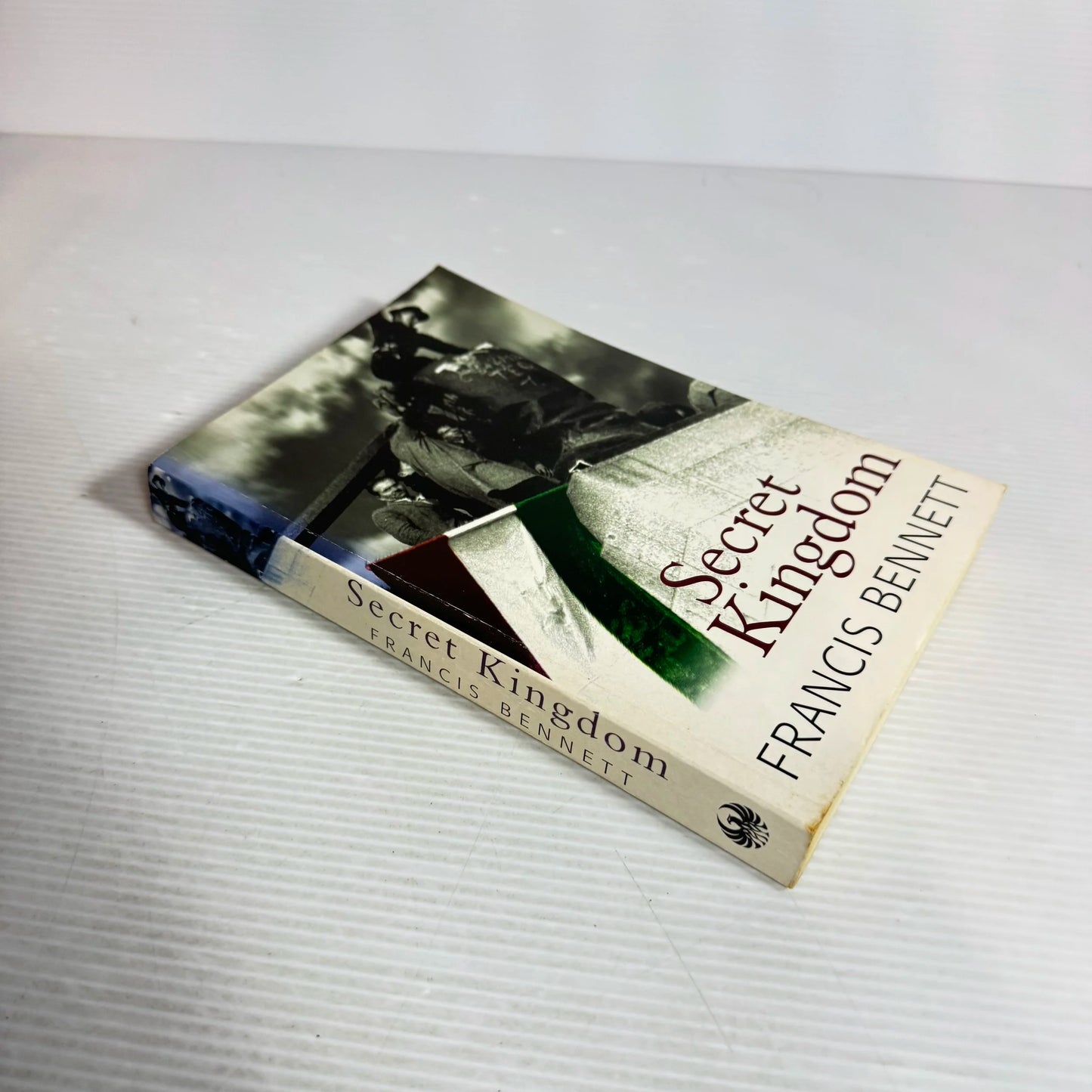 Secret Kingdom - Francis Bennett
