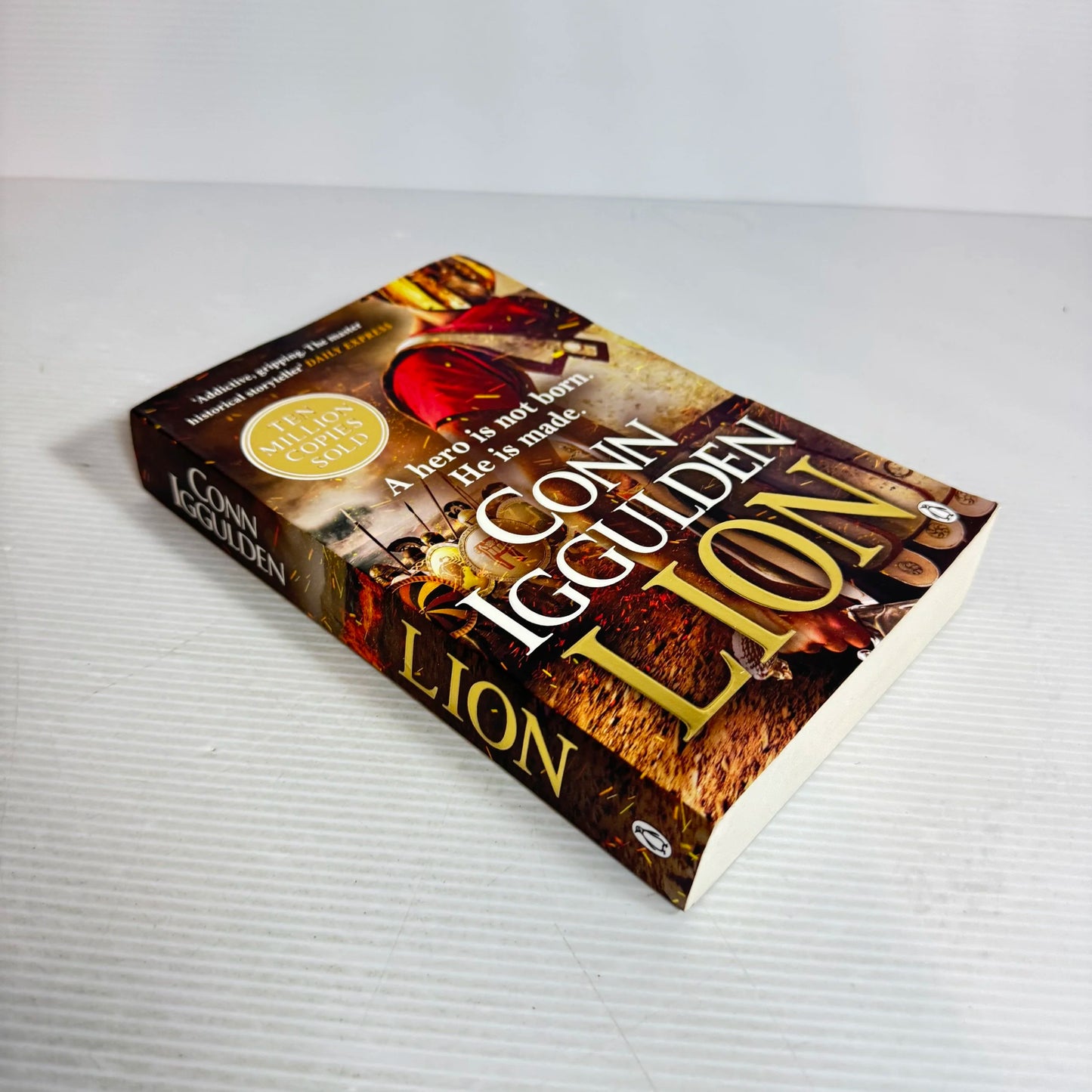 Lion : Book 1 in The Golden Age Series- Conn Iggilden