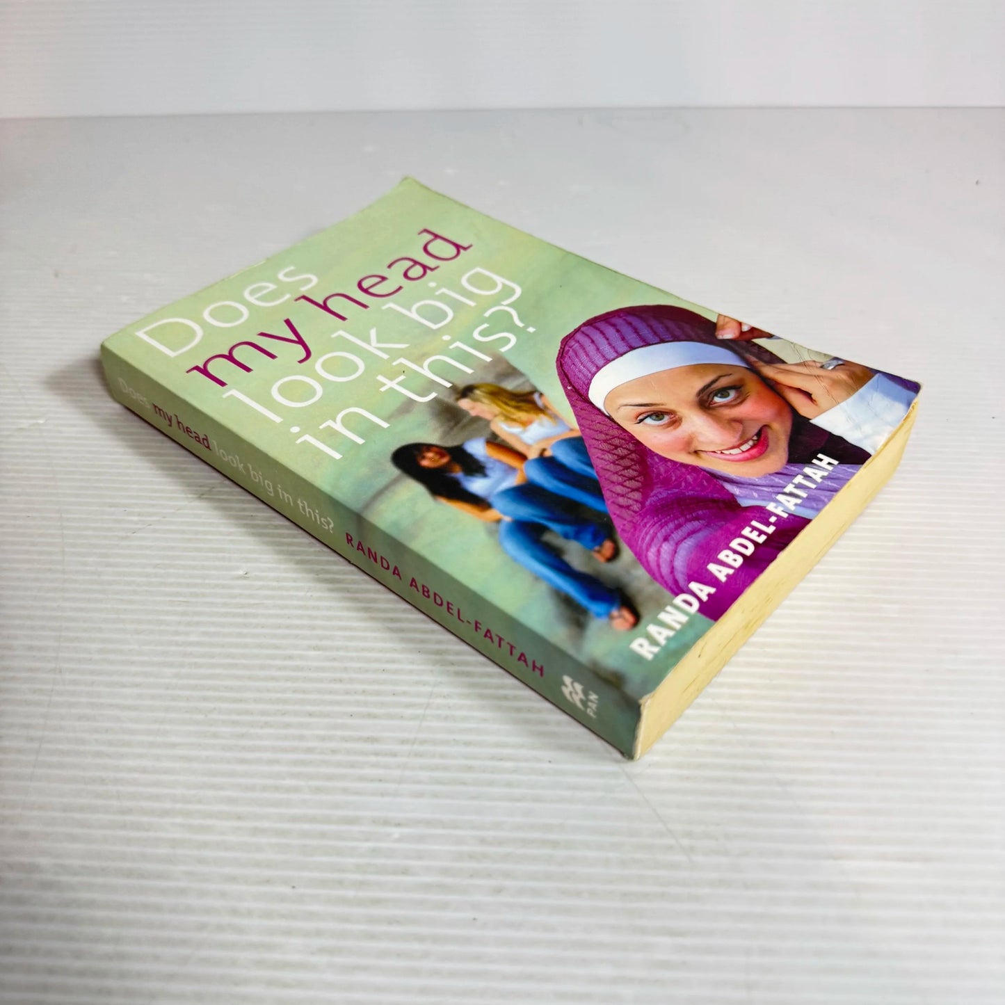 Does My Head Look Big In This? - Randa Abdel-Fattah