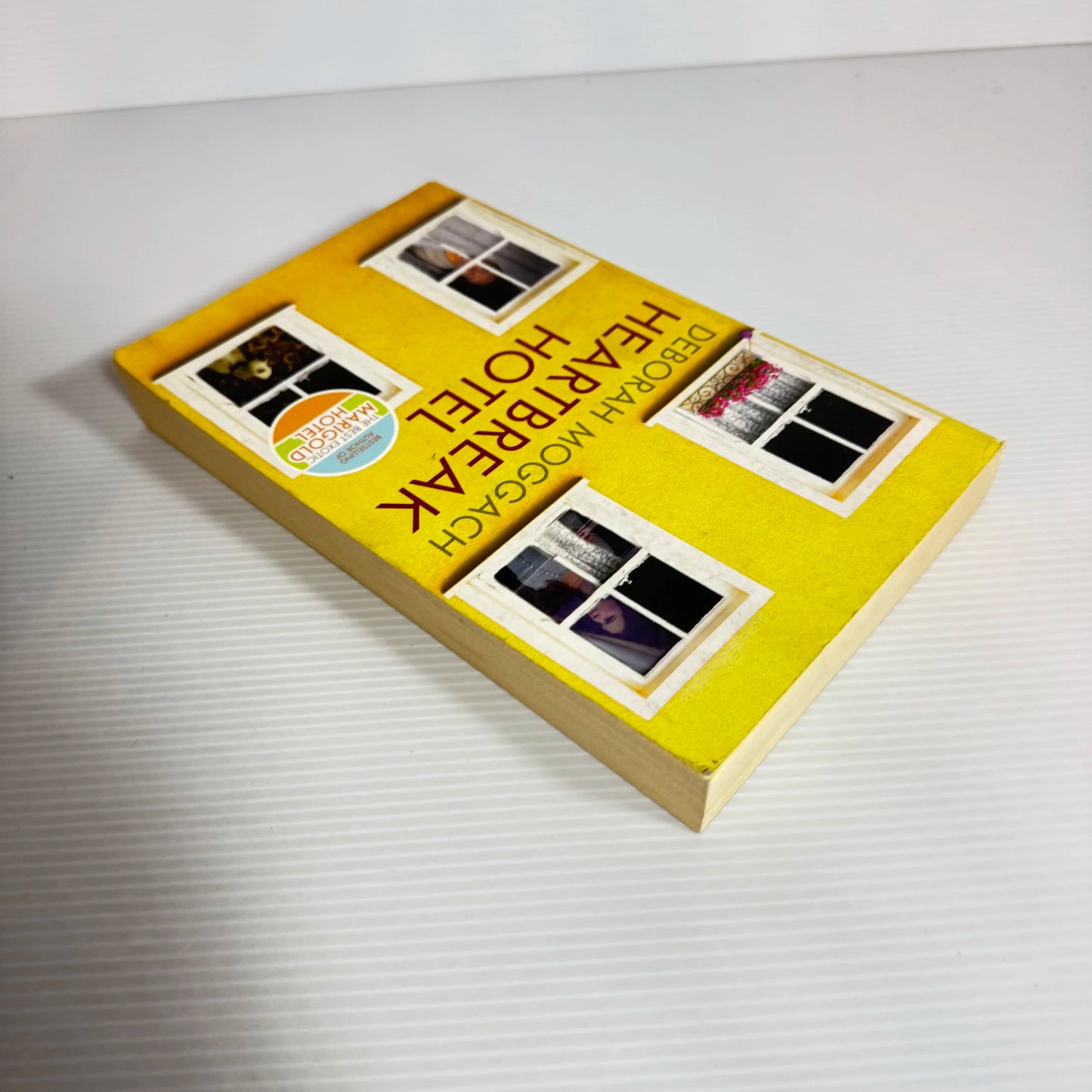 Heartbreak Hotel - Deborah Moggach