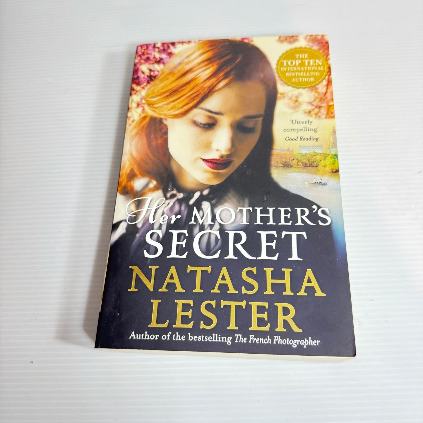 Her Mother's Secret - Natasha Lester