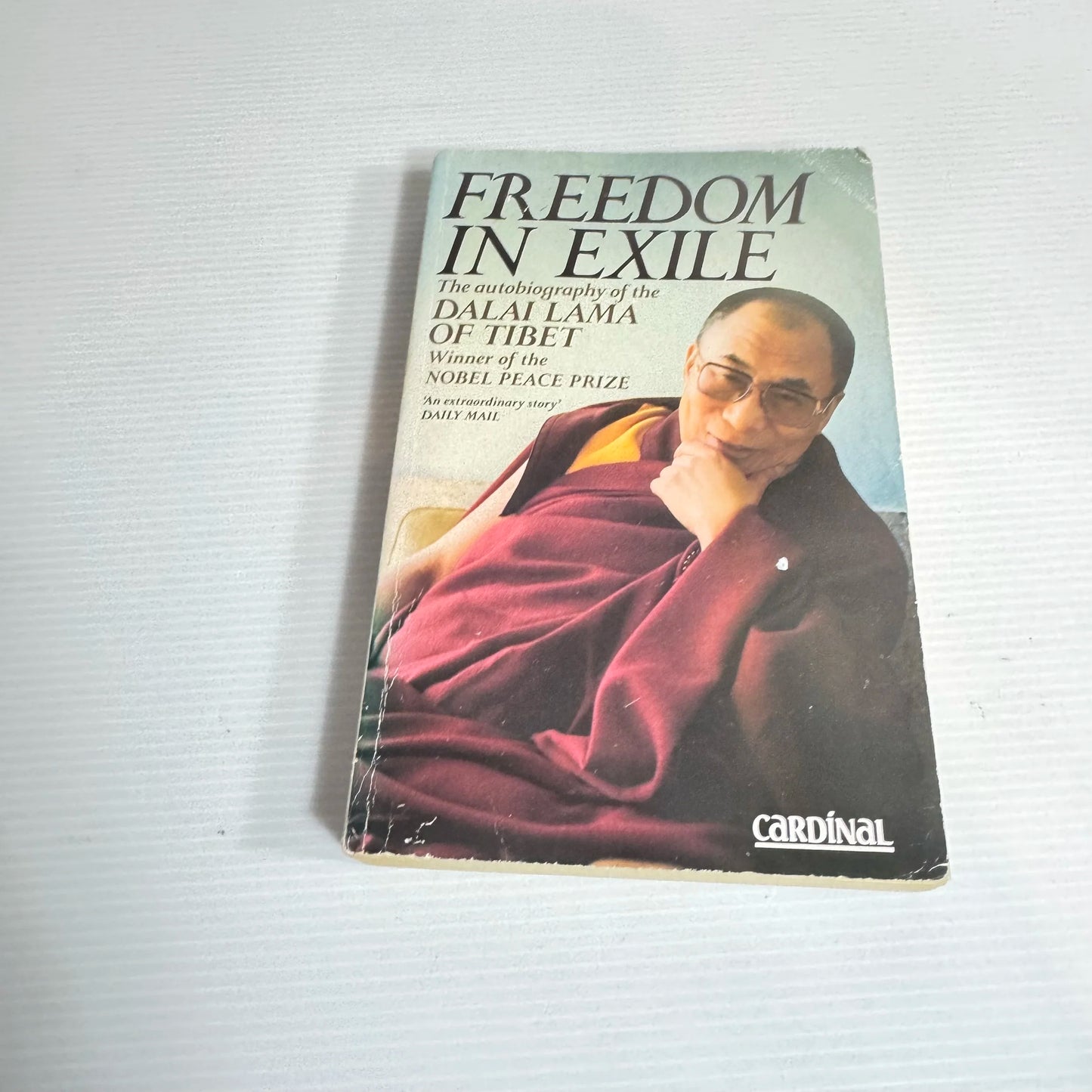 Freedom In Exile: The Autobiography Of The Dalai Lama Of Tibet (Vintage 1991)