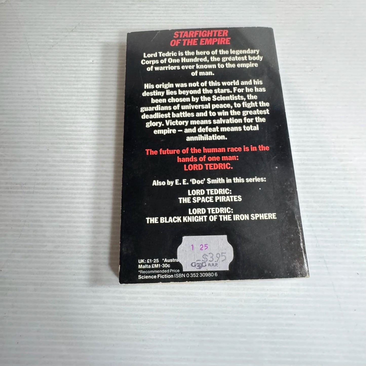 Lord Tedric and Alien Realms - E.E. 'Doc' Smith (Vintage 1978)