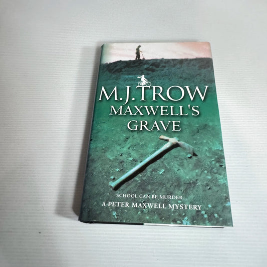 Maxwell's Grave - M.J. Trow