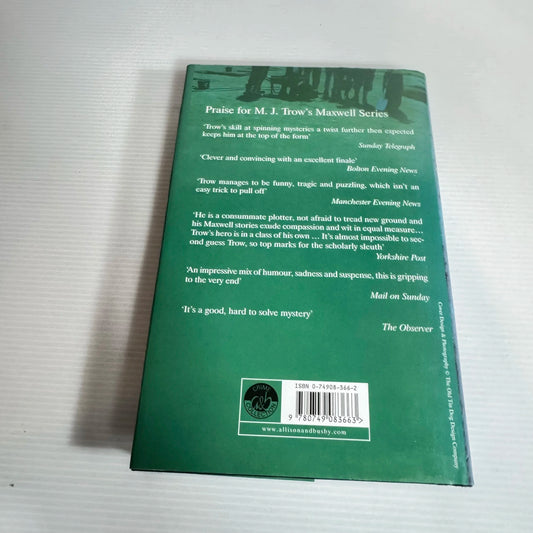 Maxwell's Grave - M.J. Trow