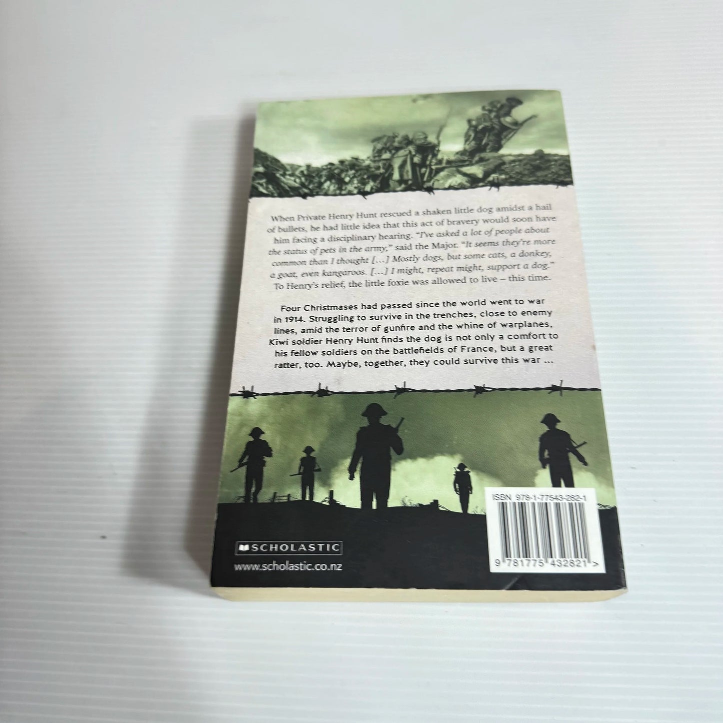 1918 Broken Poppies : Kiwis At War - Des Hunt