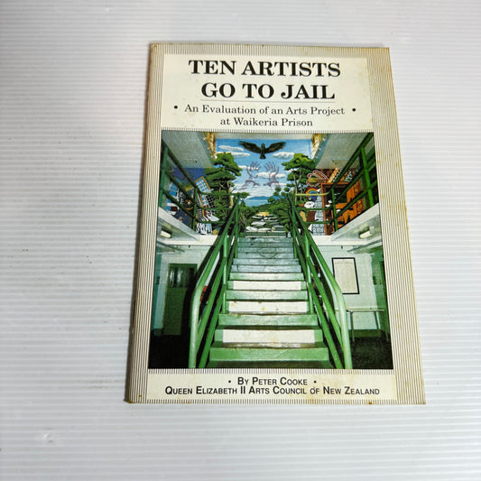 Ten Artists Go To Jail - Peter Cooke (Vintage 1989)
