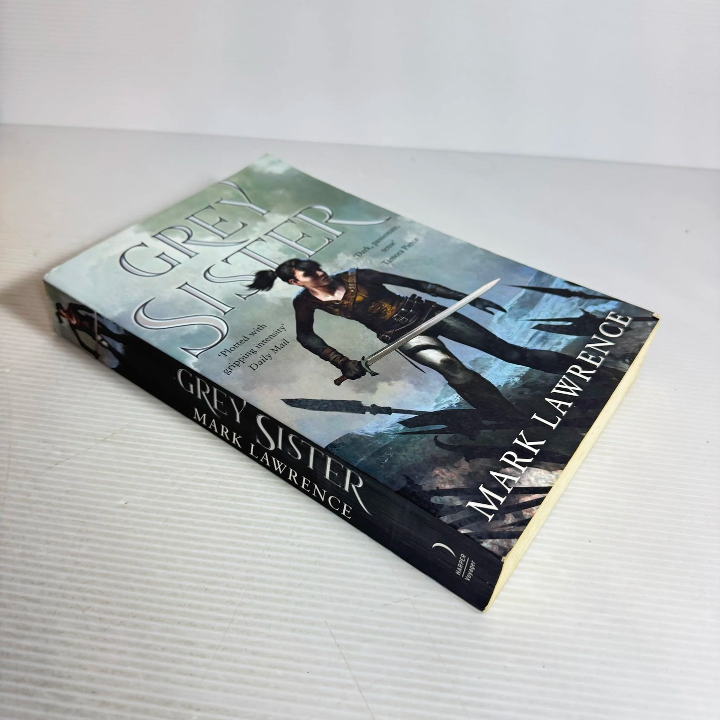 Grey Sister - Mark Lawrence