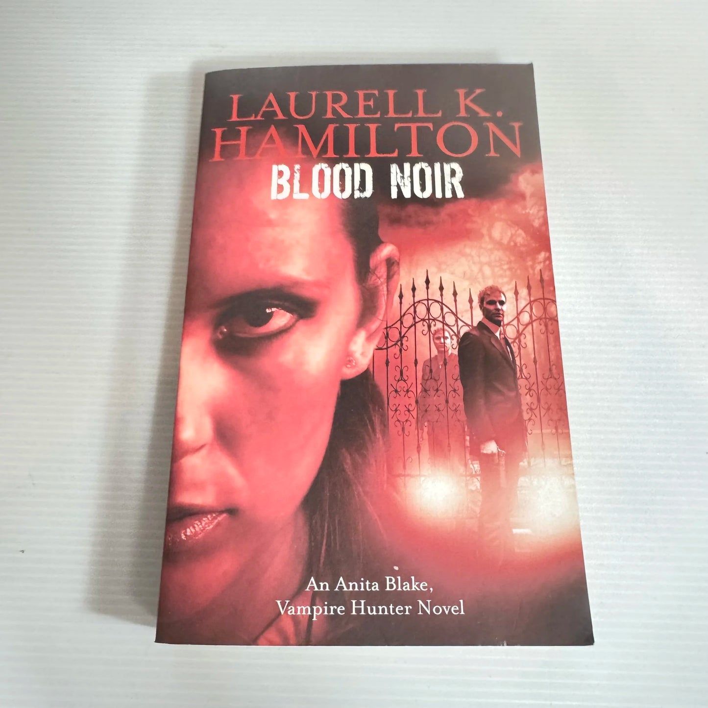 Blood Noir - Laurell K. Hamilton