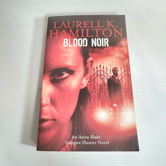 Blood Noir - Laurell K. Hamilton