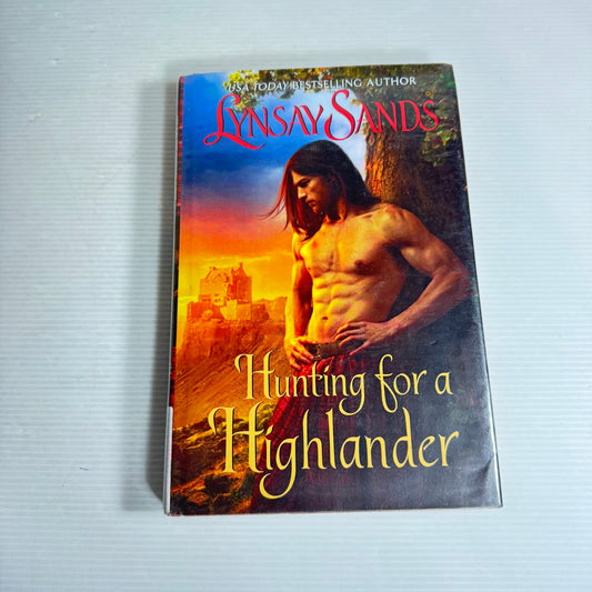 Hunting For A Highlander - Lynsay Sands