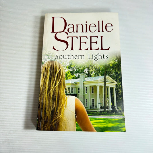 Southern Lights - Danielle Steel