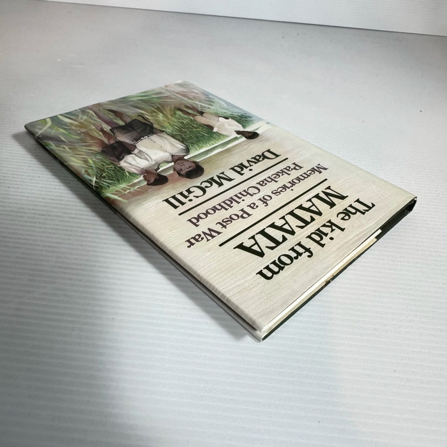 The Kid from Matata : Memories of a Post War Pakeha Childhood - David McGill (Vintage 1987)