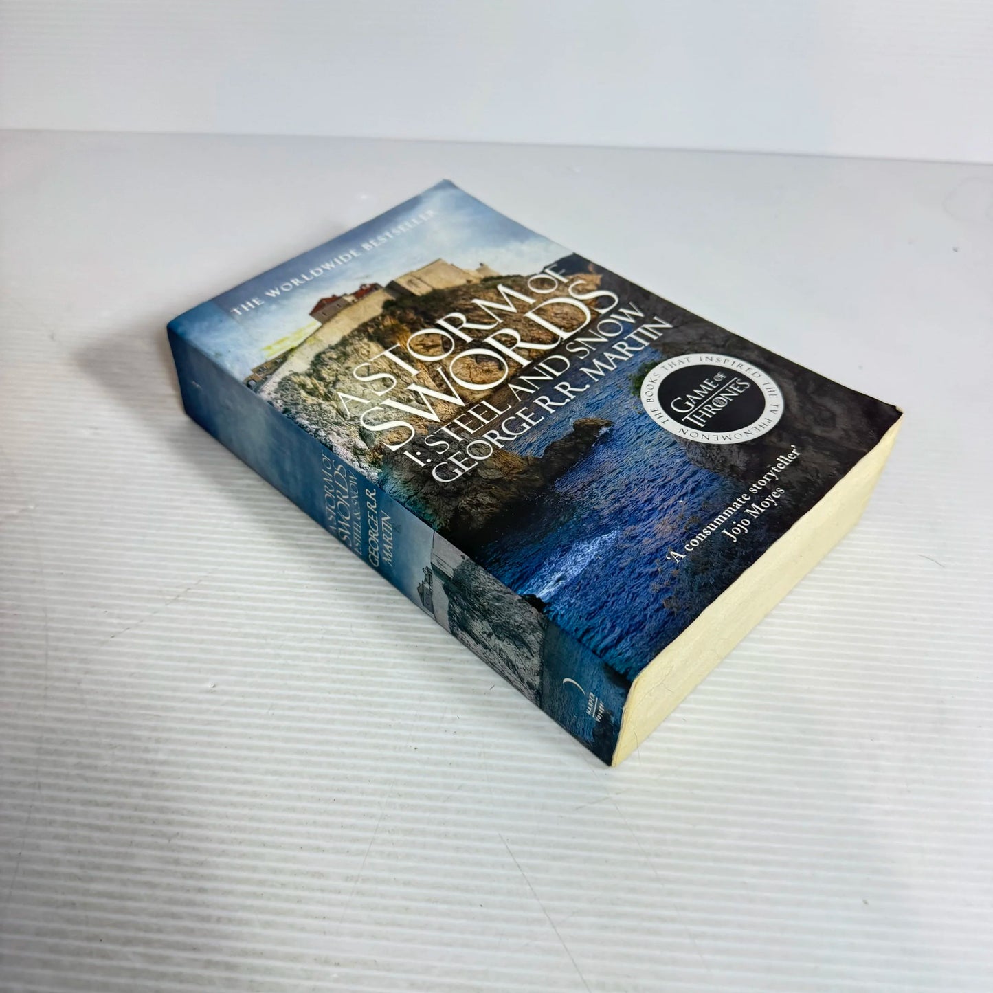 A Storm Of Swords 1:Steel and Snow - George R.R. Martin