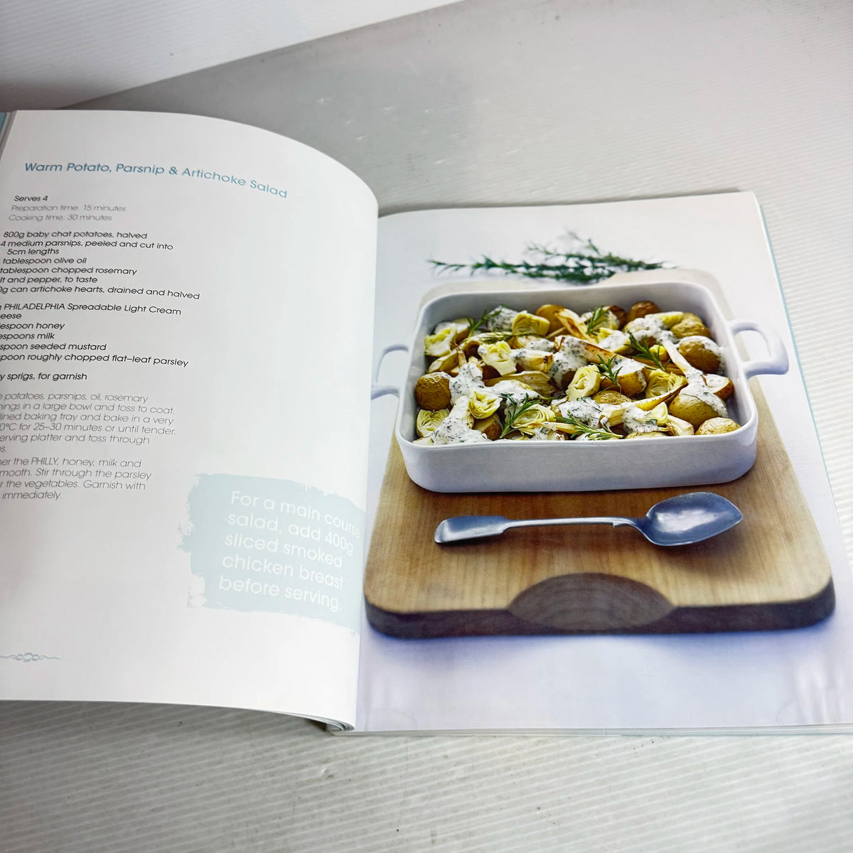 Simply Heaven : 75 Irresistible Savoury and Sweet Philadelphia recipes for all occasions
