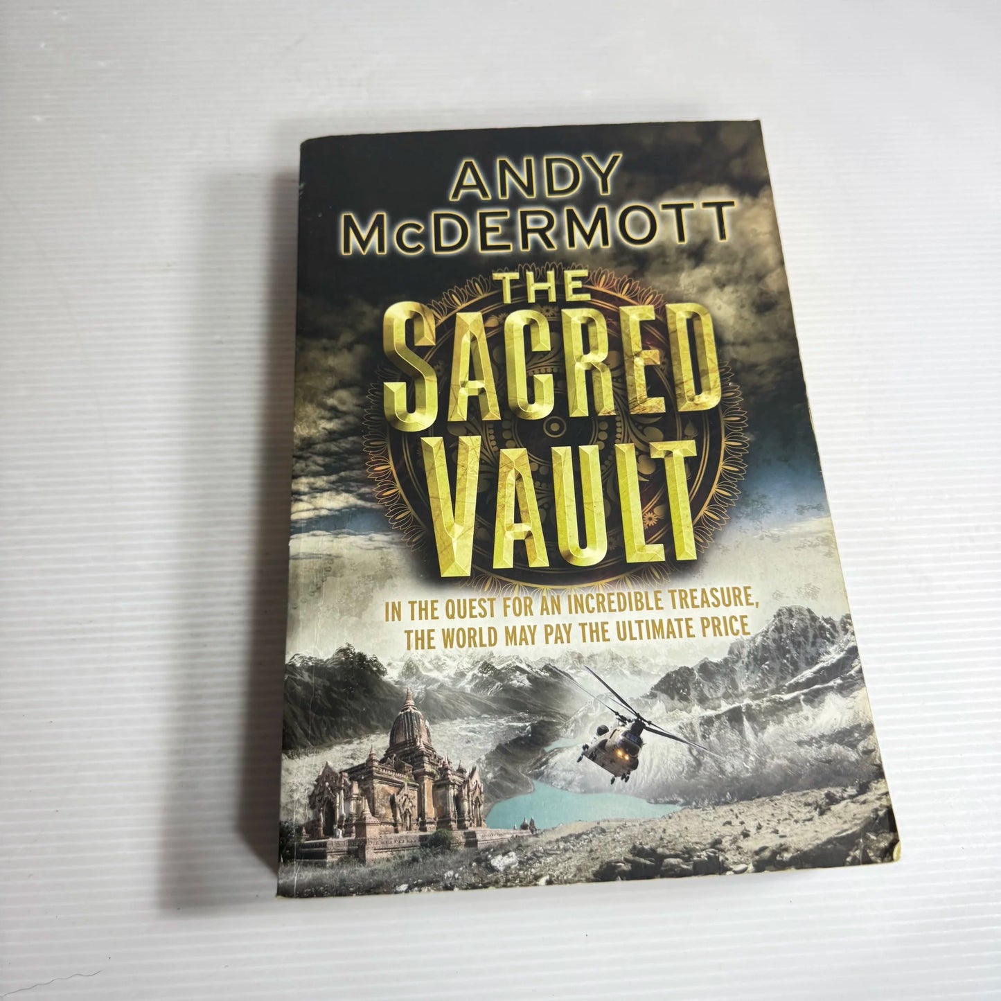 The Sacred Vault - Andy McDermott