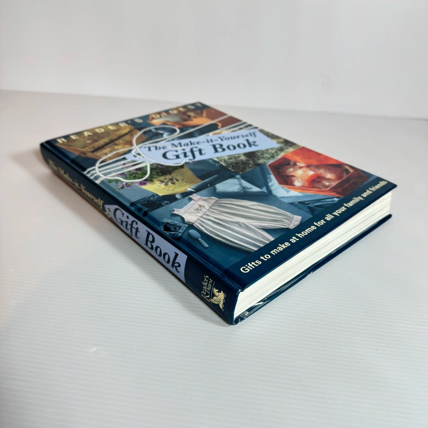 The Make-It-Yourself Gift Book - Reader's Digest