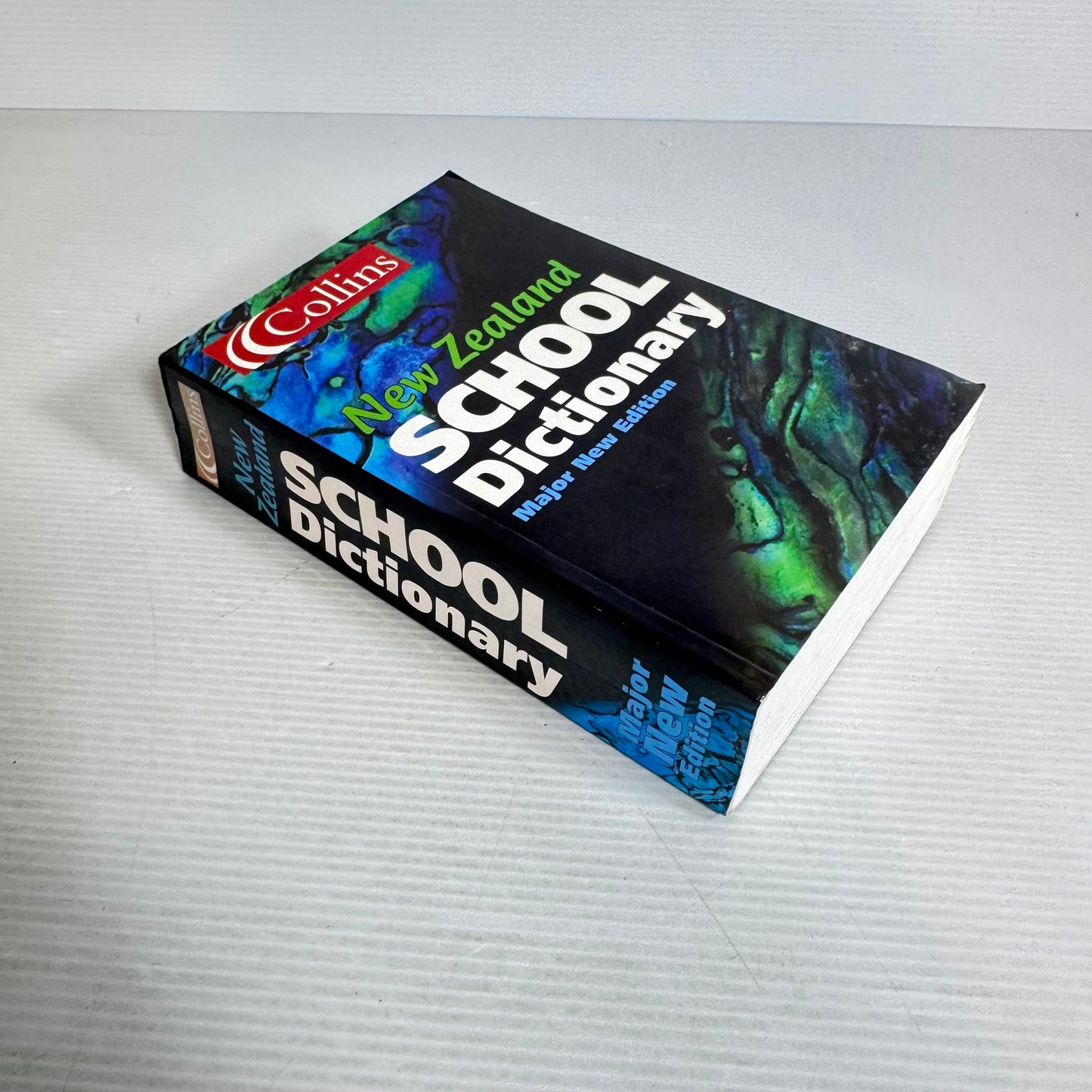 Collins New Zealand School Dictionary: Major New Edition