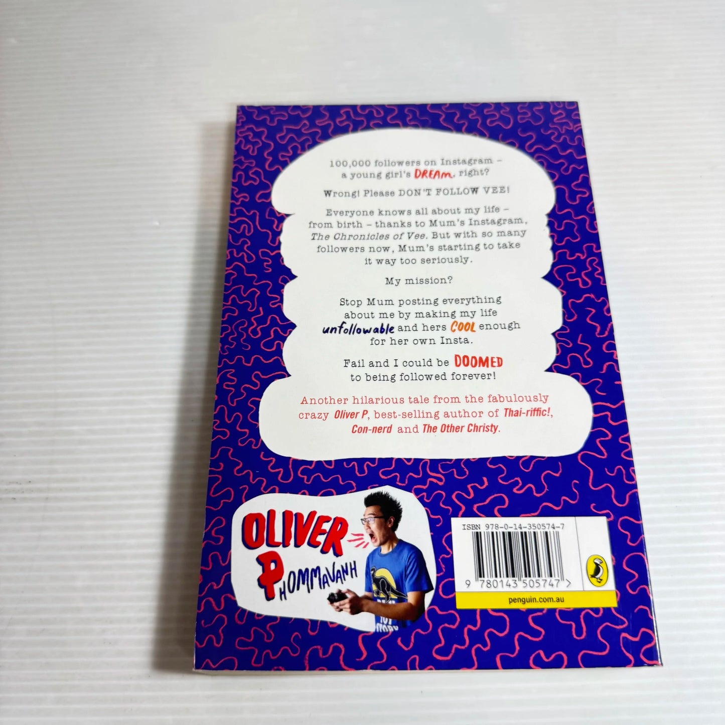 Don't Follow Vee - Oliver Phommavanh