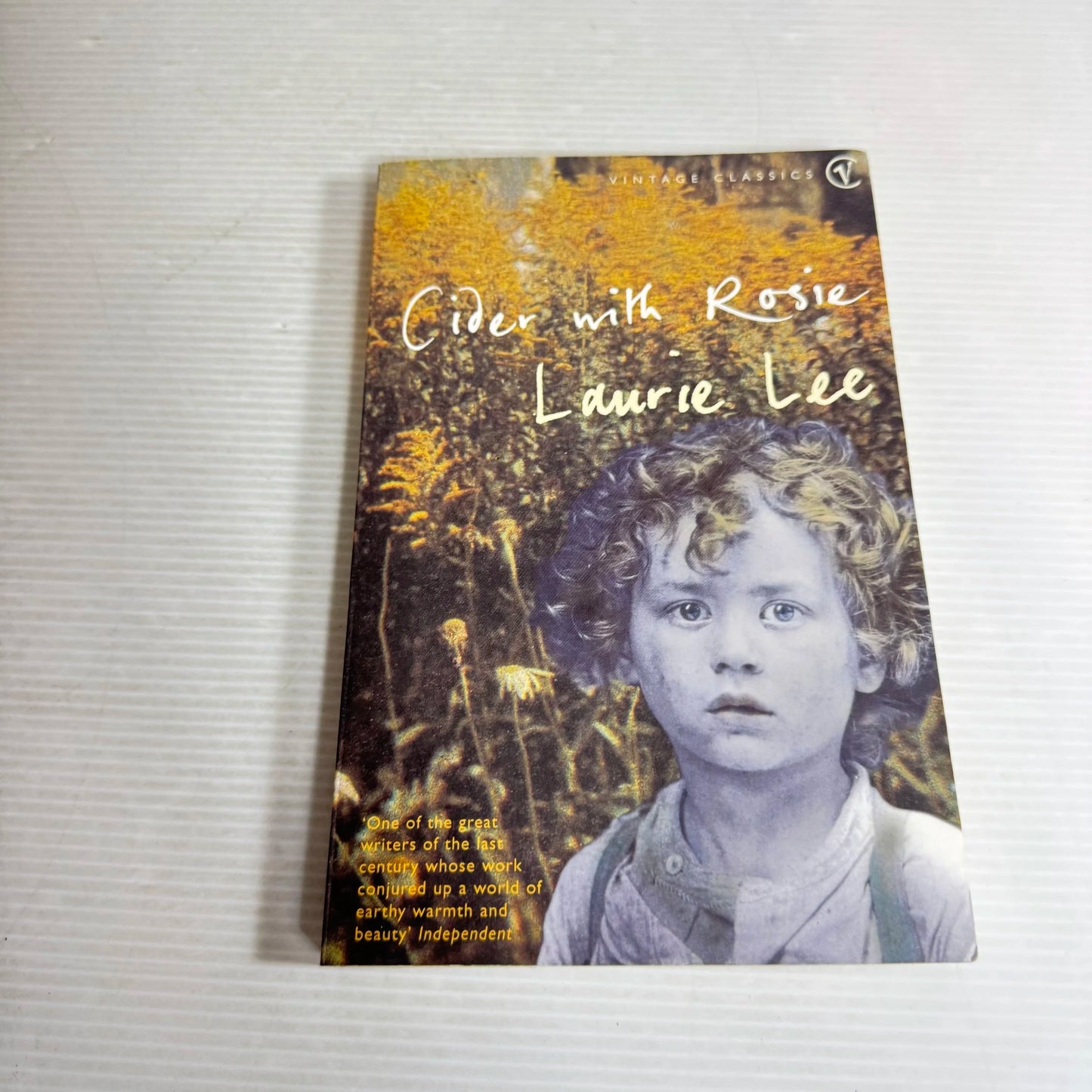 Cider With Rosie - Laurie Lee