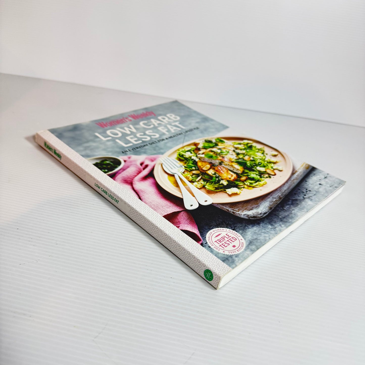 Low Carb, Less Fat - The Australian Women's Weekly