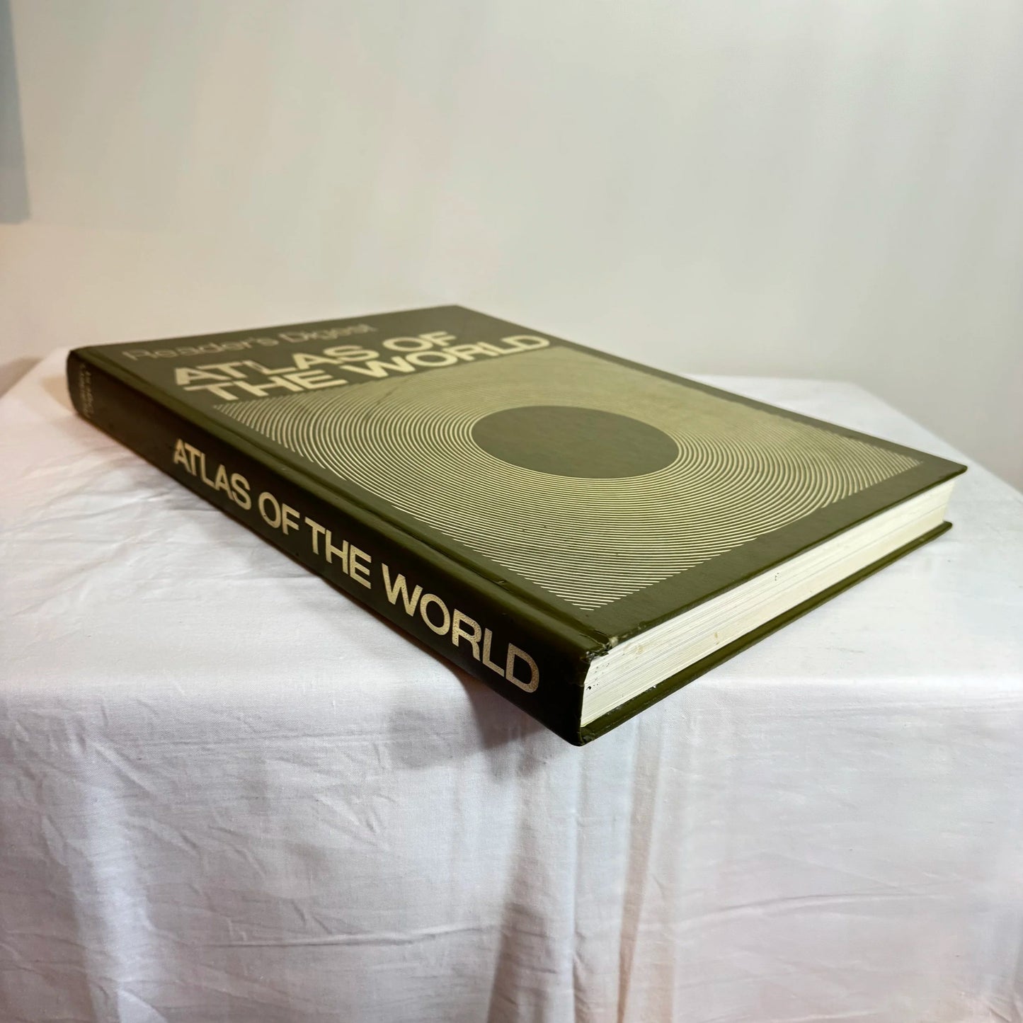 Vintage Atlas Of The World (1981) - Reader's Digest