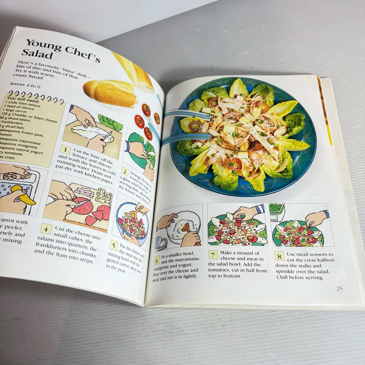 The Walker Book of Children's Cookery - Roz Denny & Caroline Waldegrave