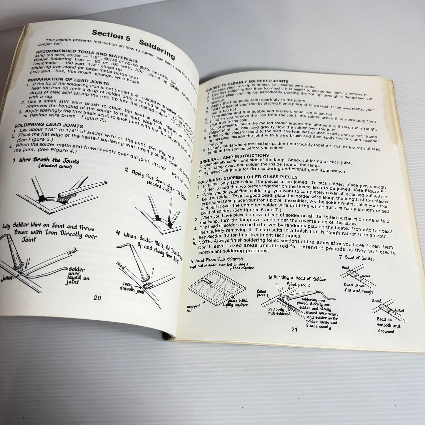 Stained Glass : Lamps & Terrariums 12 Designs (Vintage 1973)