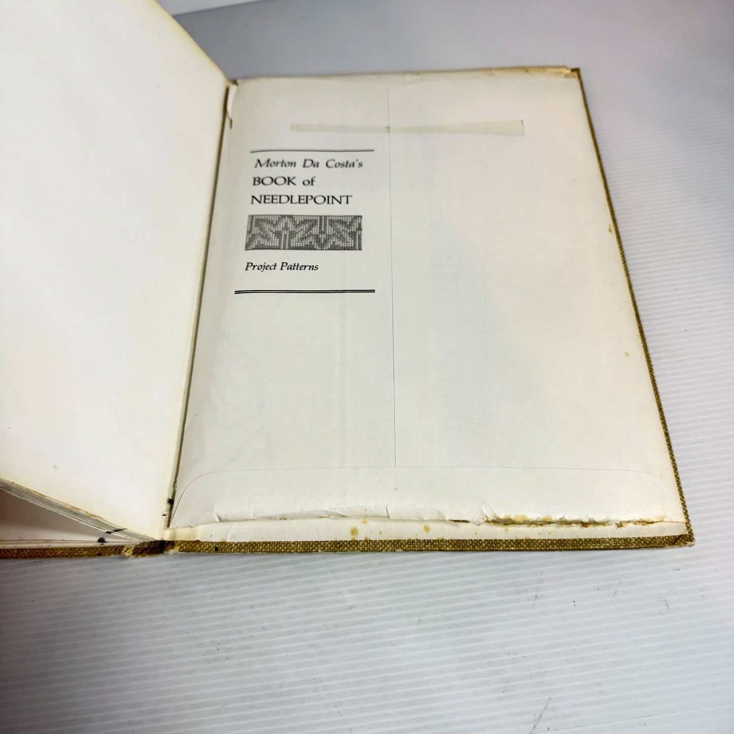 Morton Da Costa's Book of Needlepoint (Vintage 1974)