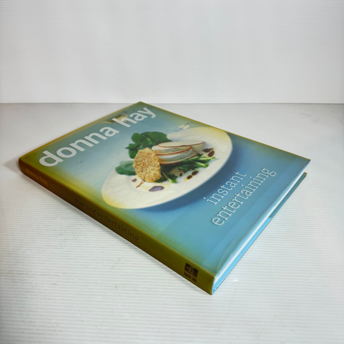 Donna Hay : Instant Entertaining