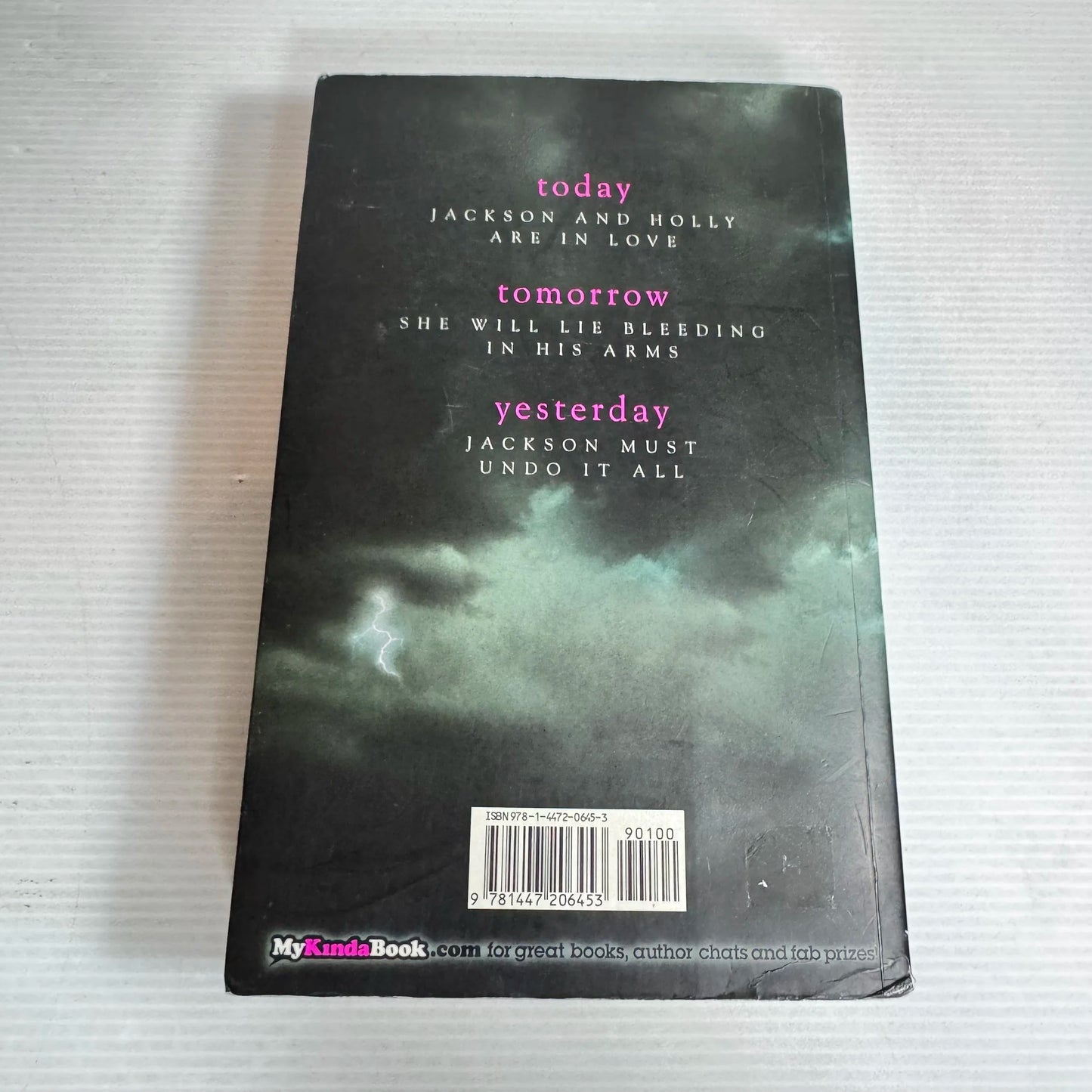 Tempest - Julie Cross