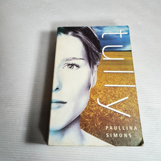 Tully - Paullina Simons