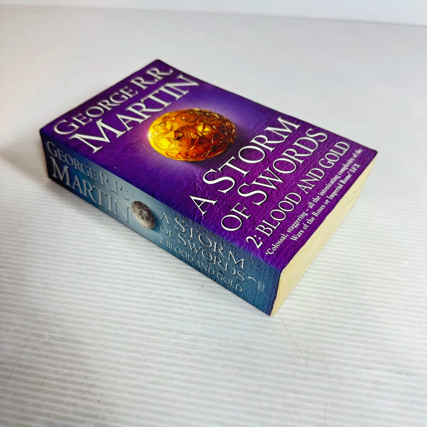 A Storm of Swords 2 : Blood and Gold - George R.R. Martin